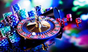 Giao diện chơi cá cược thể thao và casino trực tuyến trên win2888, hấp dẫn và dễ dùng